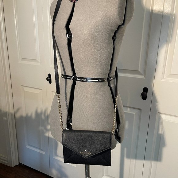 Kate Spade Cedar Street Monday Black Crossbody Wallet Purse - Picture 2 of 4